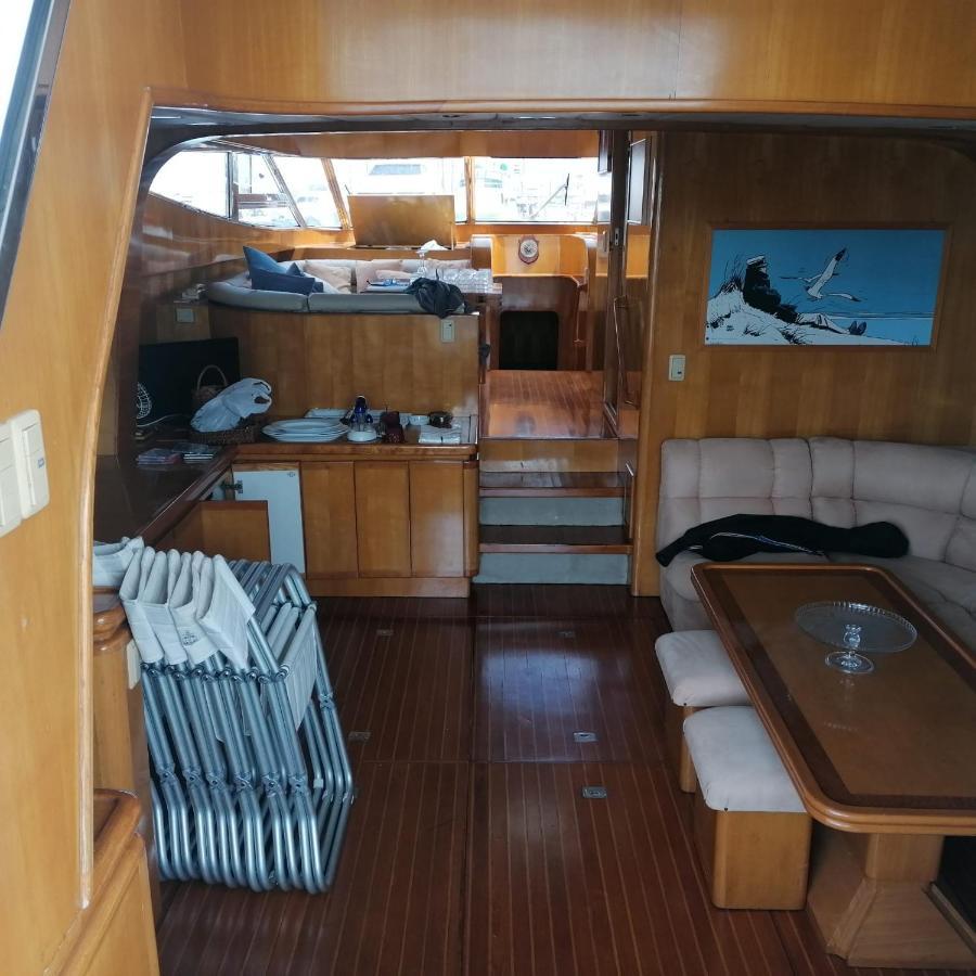 Manathan Hotel en barco